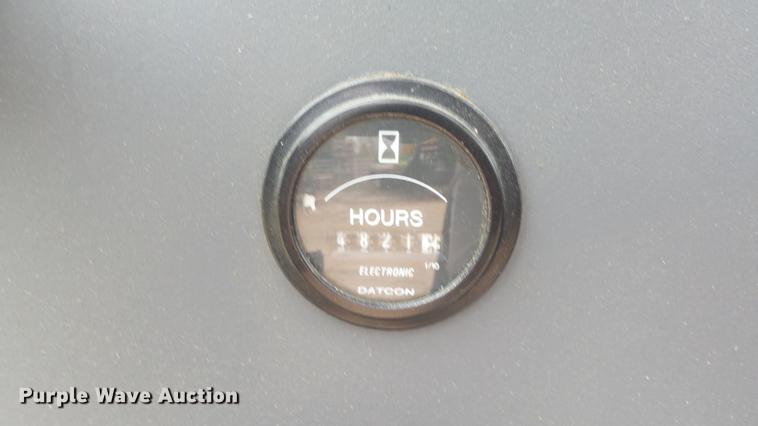 image for item AM9022 New Holland 6640 tractor