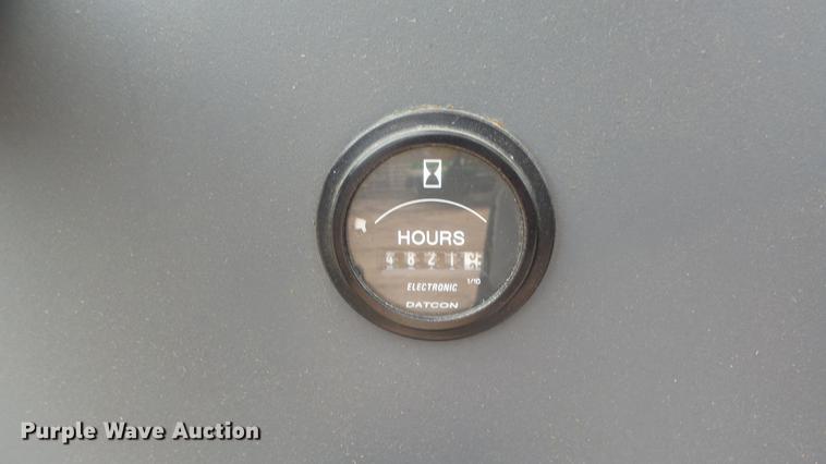 image for item AM9022 New Holland 6640 tractor