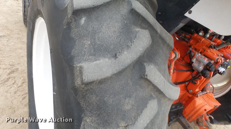 image for item AM9022 New Holland 6640 tractor