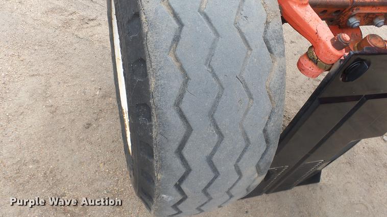 image for item AM9022 New Holland 6640 tractor