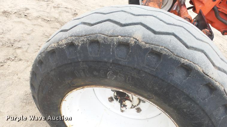 image for item AM9022 New Holland 6640 tractor