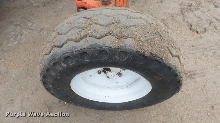 image for item AM9022 New Holland 6640 tractor