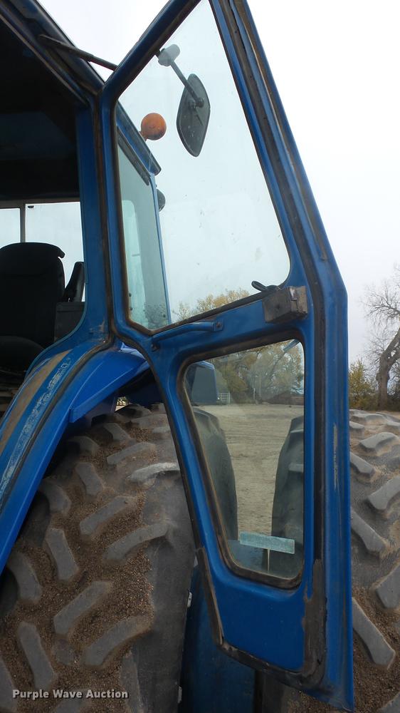 image for item AM9023 Ford TW35 tractor