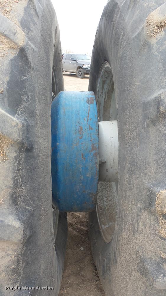 image for item AM9023 Ford TW35 tractor