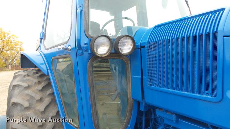 image for item AM9023 Ford TW35 tractor