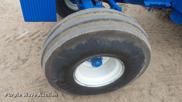 image for item AM9023 Ford TW35 tractor