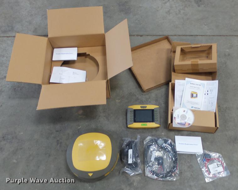 image for item AM9040 Top Con 150 GPS kit