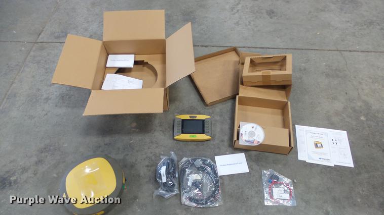 image for item AM9040 Top Con 150 GPS kit