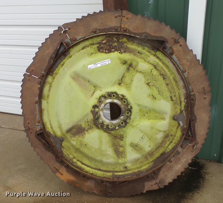 image for item AM9053 Claas RU450/RU600 gathering wheels and knives