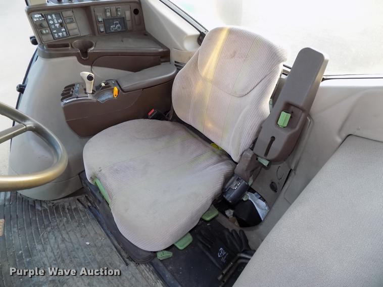 image for item DB8514 2005 John Deere 7320 MFWD tractor