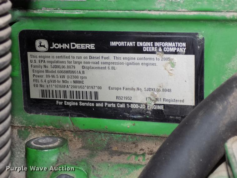 image for item DB8514 2005 John Deere 7320 MFWD tractor