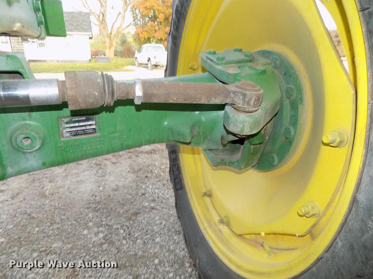image for item DB8514 2005 John Deere 7320 MFWD tractor