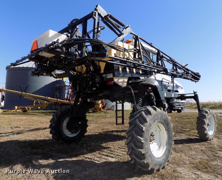 image for item DB8516 2004 SpraCoupe 4640 sprayer
