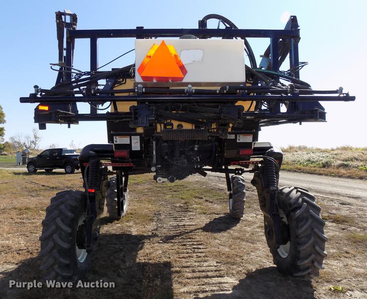 image for item DB8516 2004 SpraCoupe 4640 sprayer