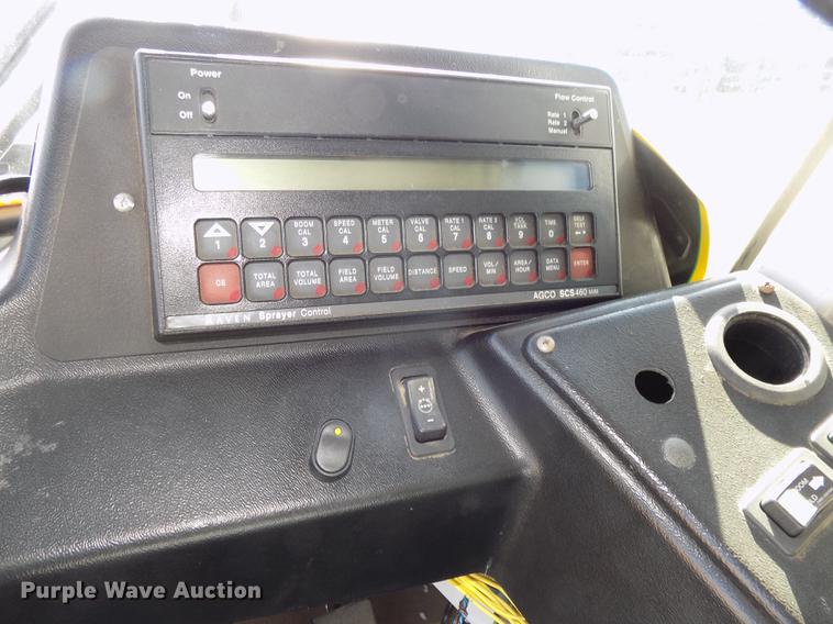 image for item DB8516 2004 SpraCoupe 4640 sprayer