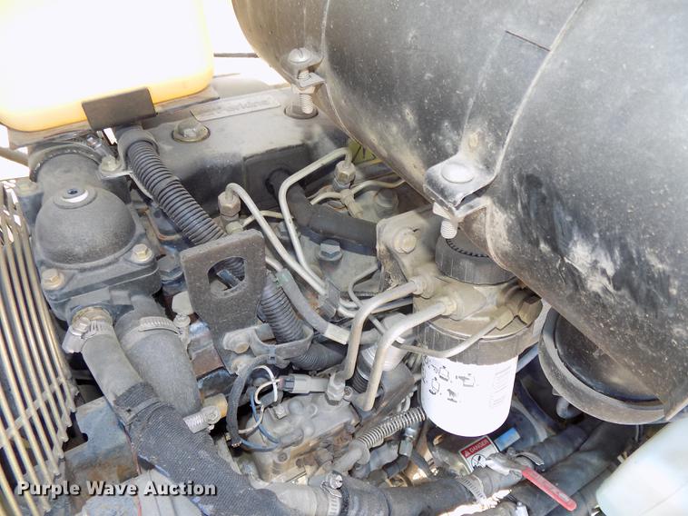 image for item DB8516 2004 SpraCoupe 4640 sprayer