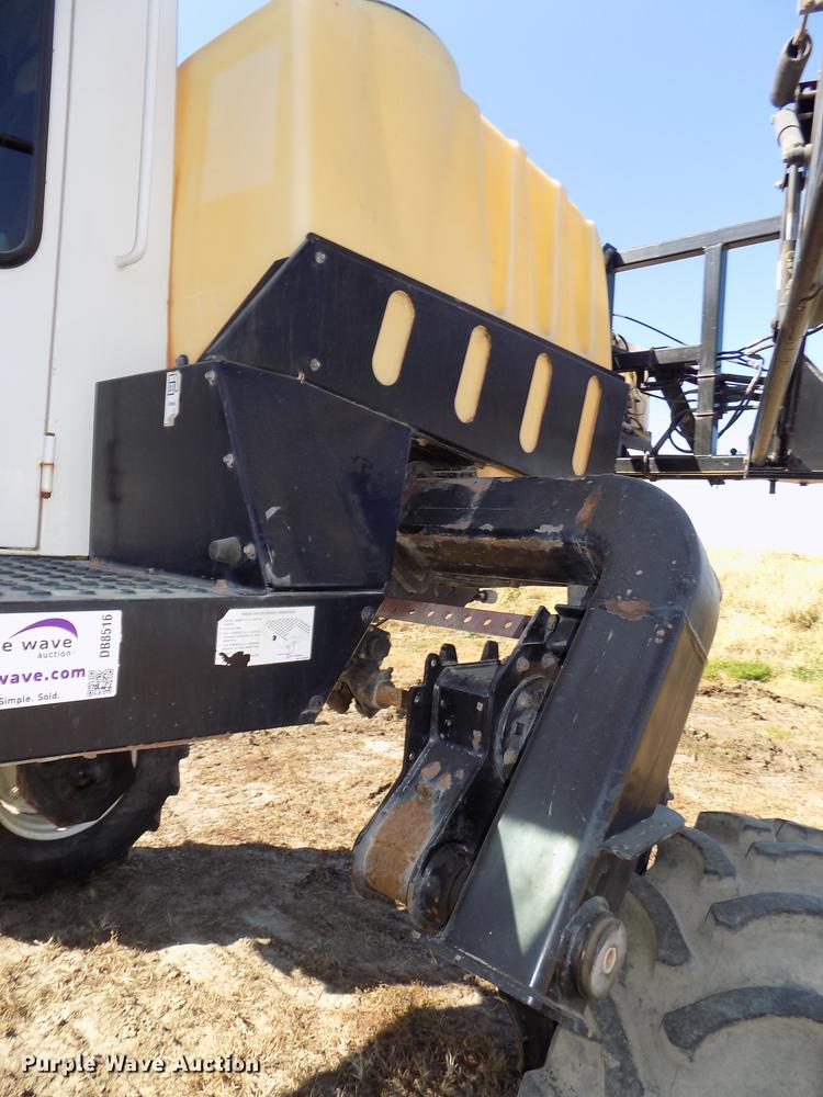 image for item DB8516 2004 SpraCoupe 4640 sprayer