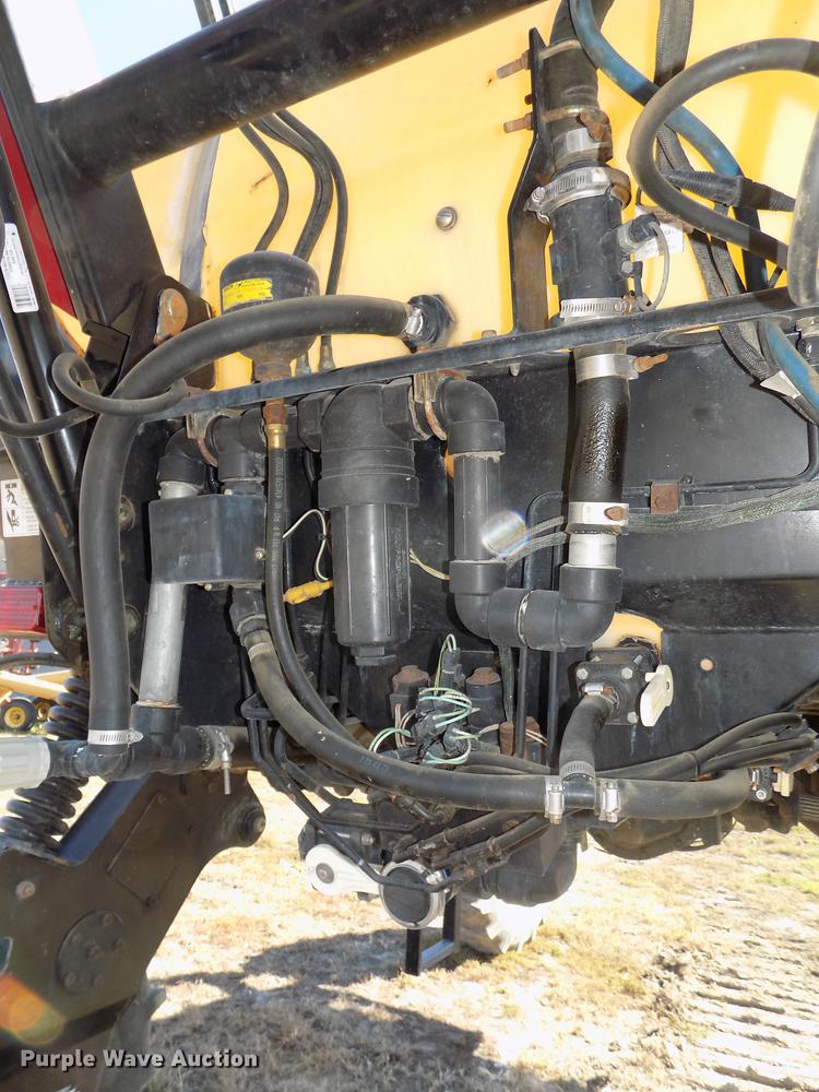 image for item DB8516 2004 SpraCoupe 4640 sprayer