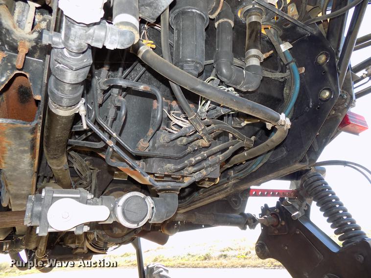 image for item DB8516 2004 SpraCoupe 4640 sprayer