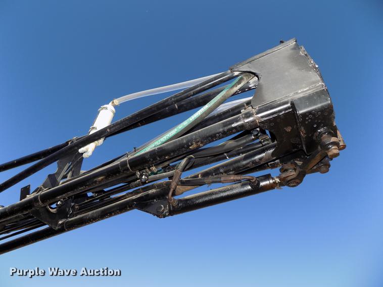 image for item DB8516 2004 SpraCoupe 4640 sprayer