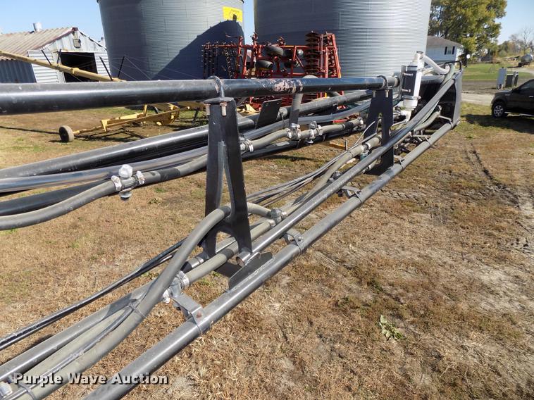 image for item DB8516 2004 SpraCoupe 4640 sprayer