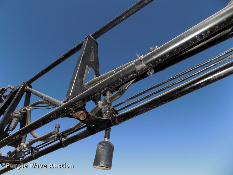 image for item DB8516 2004 SpraCoupe 4640 sprayer