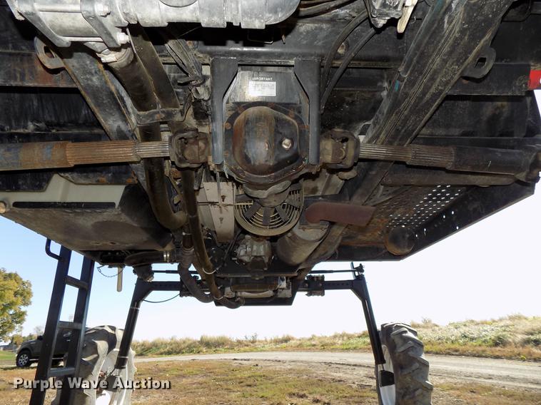 image for item DB8516 2004 SpraCoupe 4640 sprayer