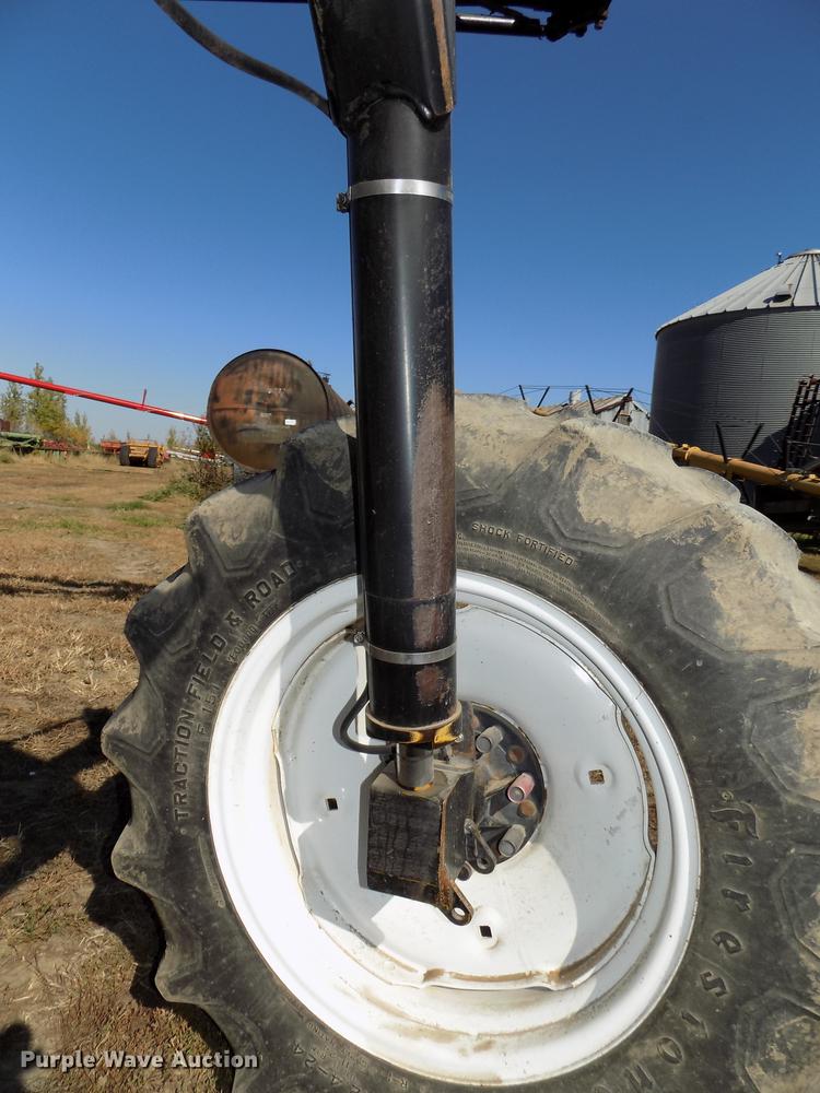 image for item DB8516 2004 SpraCoupe 4640 sprayer