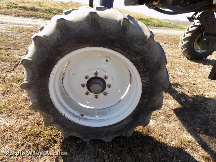 image for item DB8516 2004 SpraCoupe 4640 sprayer