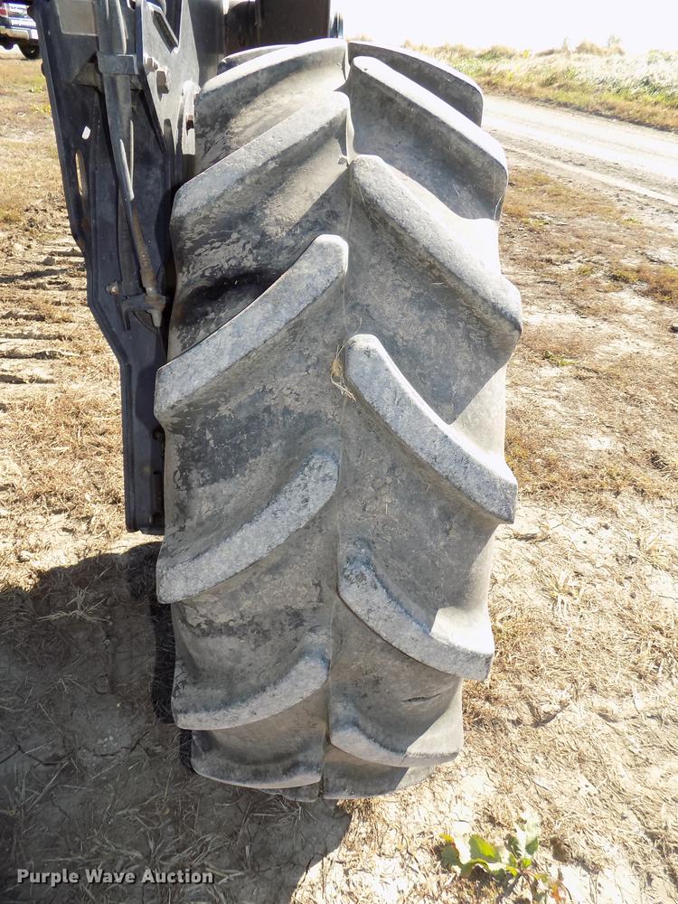 image for item DB8516 2004 SpraCoupe 4640 sprayer