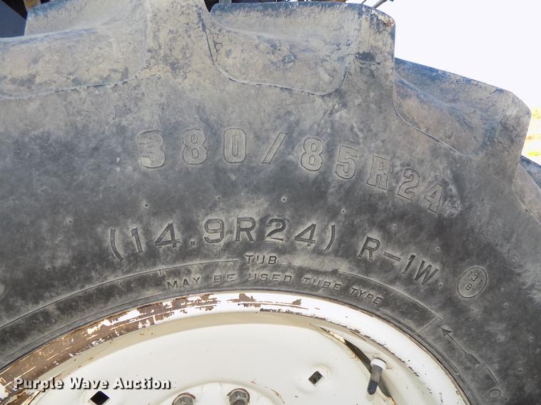 image for item DB8516 2004 SpraCoupe 4640 sprayer