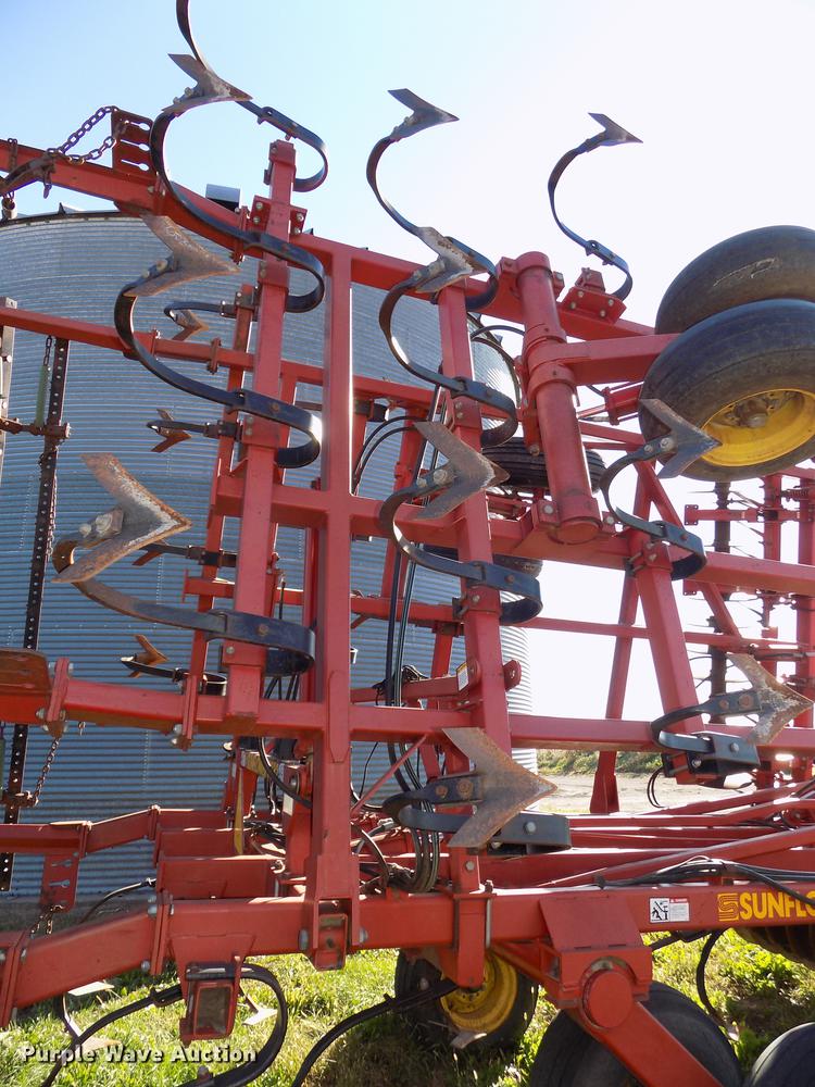 image for item DB8521 Sunflower 6332-26 mulch finisher