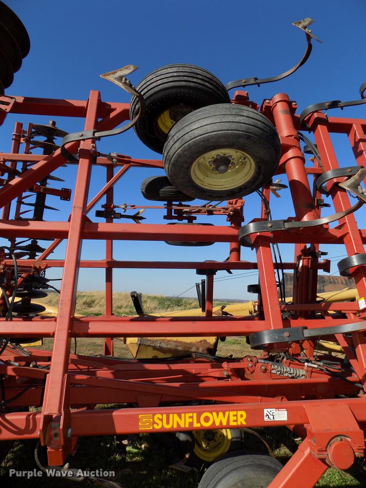 image for item DB8521 Sunflower 6332-26 mulch finisher