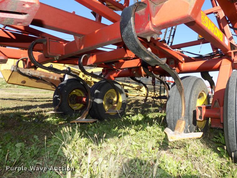 image for item DB8521 Sunflower 6332-26 mulch finisher