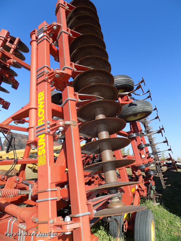 image for item DB8521 Sunflower 6332-26 mulch finisher