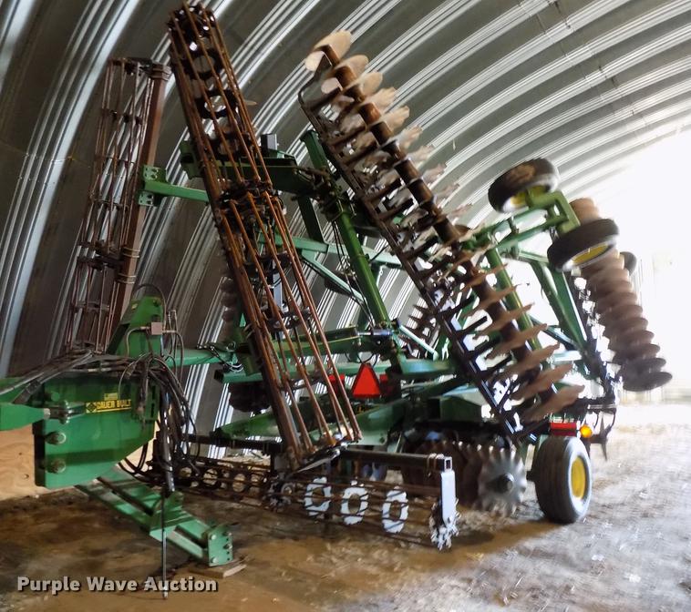 image for item DB8522 2013 John Deere 2623VT vertical tillage