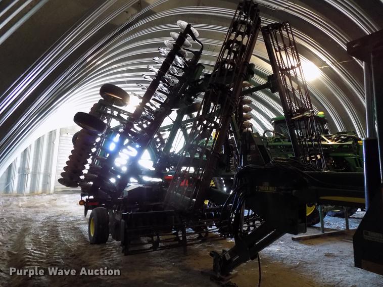 image for item DB8522 2013 John Deere 2623VT vertical tillage