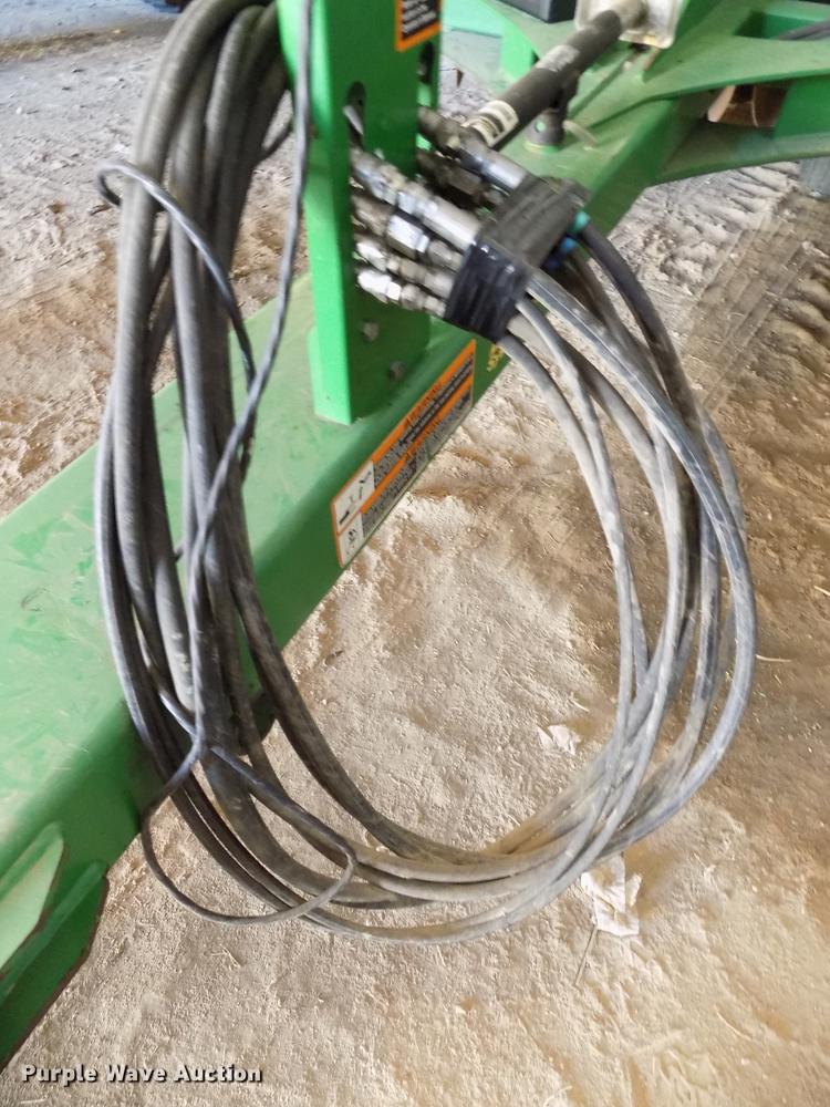image for item DB8522 2013 John Deere 2623VT vertical tillage