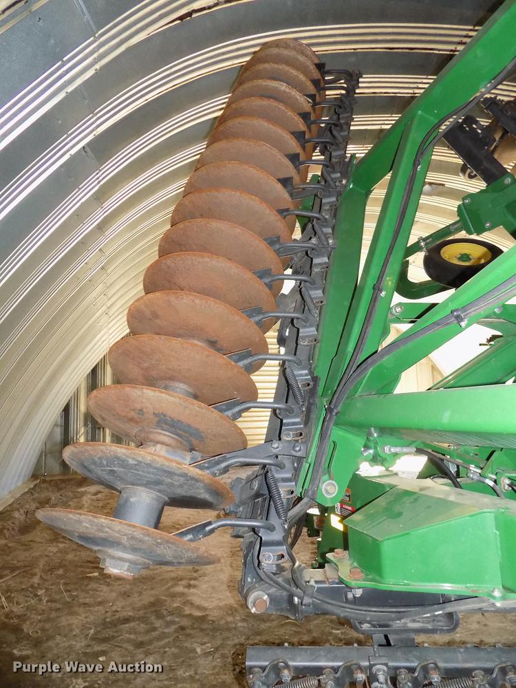 image for item DB8522 2013 John Deere 2623VT vertical tillage