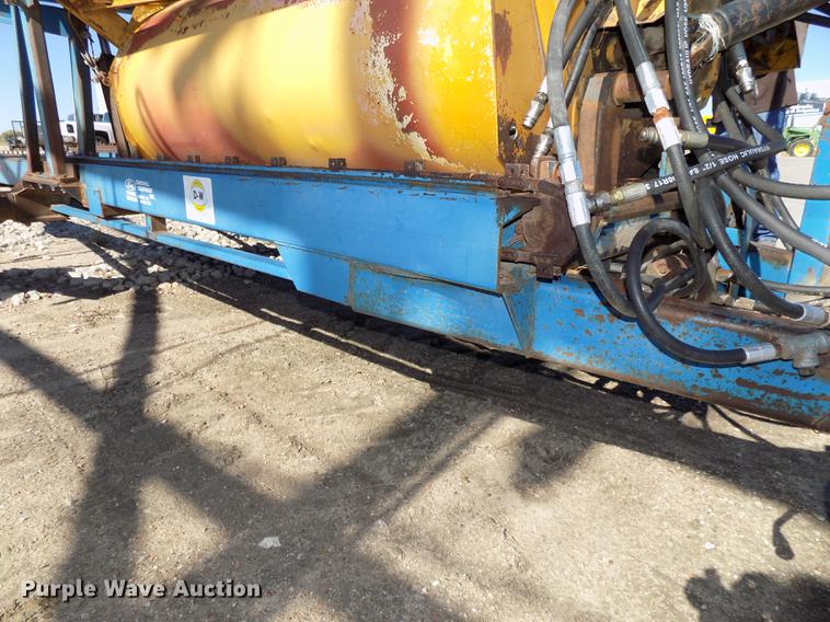 image for item DB8526 D-W hay hauler with Haybuster 256 bale processor