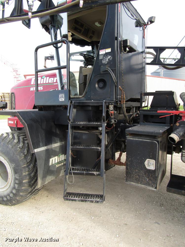 image for item DD3749 2010 Miller Atlas 3654 sprayer