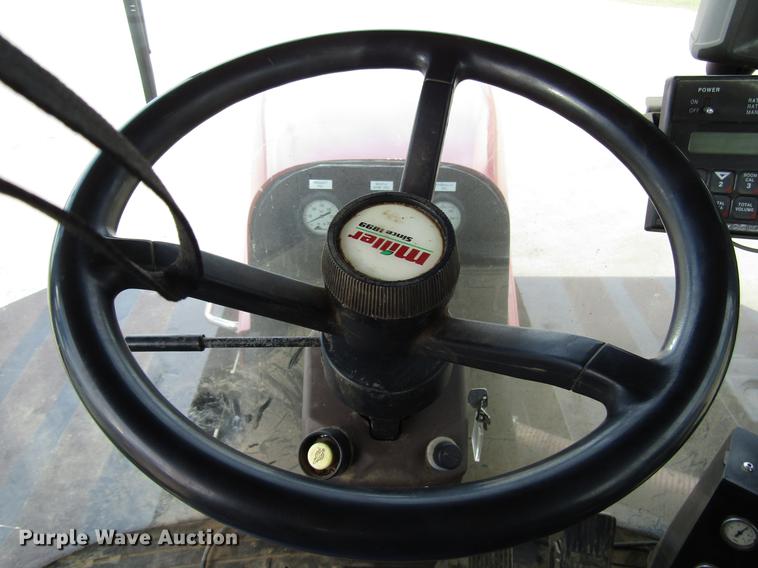 image for item DD3749 2010 Miller Atlas 3654 sprayer