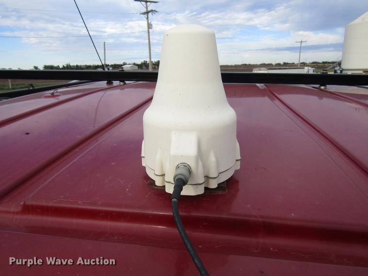 image for item DD3749 2010 Miller Atlas 3654 sprayer