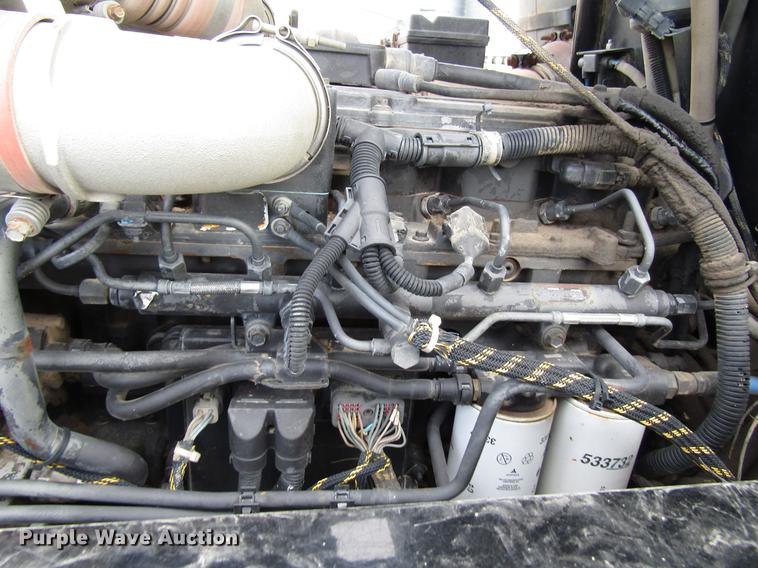 image for item DD3749 2010 Miller Atlas 3654 sprayer