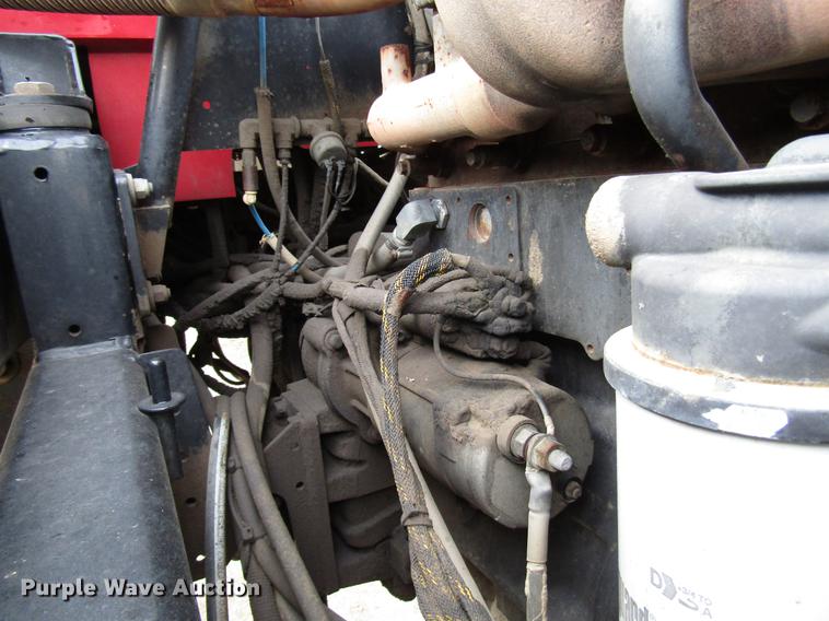 image for item DD3749 2010 Miller Atlas 3654 sprayer