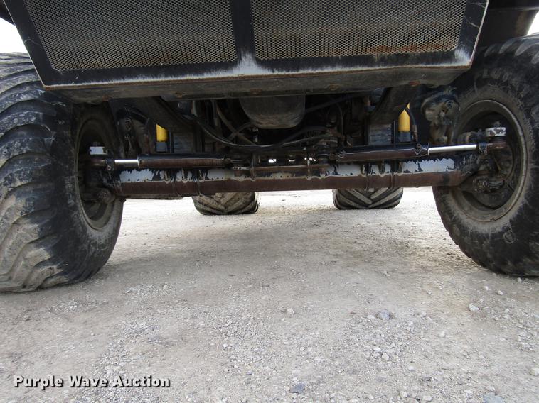 image for item DD3749 2010 Miller Atlas 3654 sprayer