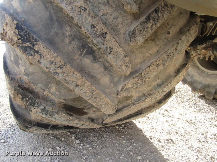 image for item DD3749 2010 Miller Atlas 3654 sprayer