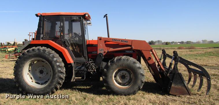 image for item DD3752 1993 AGCO Allis 7600 MFWD tractor