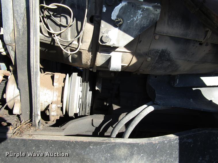 image for item DD3752 1993 AGCO Allis 7600 MFWD tractor