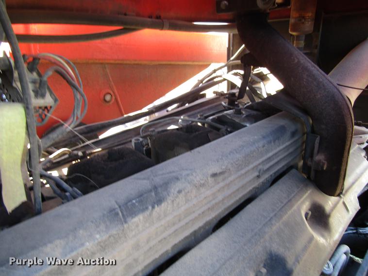 image for item DD3752 1993 AGCO Allis 7600 MFWD tractor